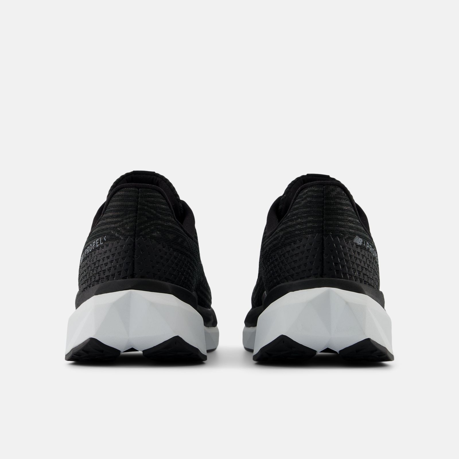 NEW BALANCE PROPEL V5